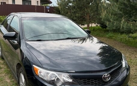 Toyota Camry, 2014 год, 1 570 000 рублей, 4 фотография