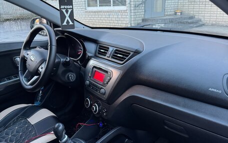 KIA Rio III рестайлинг, 2013 год, 650 000 рублей, 9 фотография