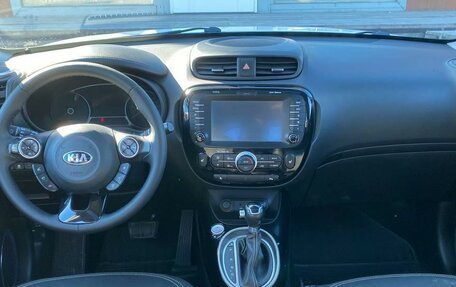 KIA Soul II рестайлинг, 2016 год, 1 415 000 рублей, 8 фотография