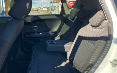 KIA Soul II рестайлинг, 2016 год, 1 415 000 рублей, 14 фотография