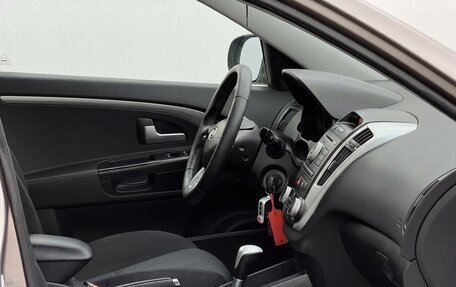 KIA cee'd I рестайлинг, 2010 год, 869 999 рублей, 15 фотография