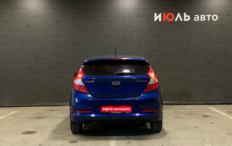 Hyundai Solaris II рестайлинг, 2015 год, 1 200 000 рублей, 6 фотография