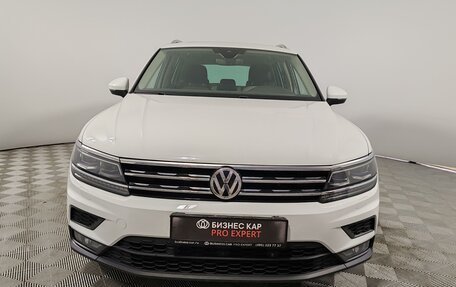 Volkswagen Tiguan II, 2020 год, 3 049 000 рублей, 2 фотография