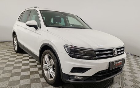 Volkswagen Tiguan II, 2020 год, 3 049 000 рублей, 3 фотография