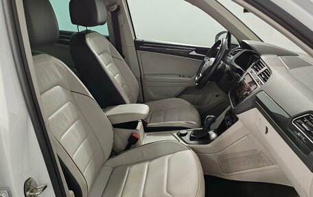 Volkswagen Tiguan II, 2020 год, 3 049 000 рублей, 18 фотография