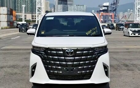 Toyota Alphard, 2026 год, 10 100 000 рублей, 2 фотография