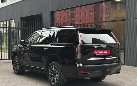 Cadillac Escalade V, 2022 год, 10 300 000 рублей, 7 фотография