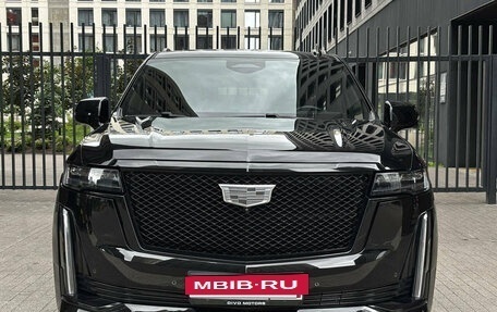 Cadillac Escalade V, 2022 год, 10 300 000 рублей, 3 фотография