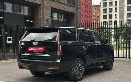 Cadillac Escalade V, 2022 год, 10 300 000 рублей, 5 фотография