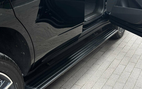 Cadillac Escalade V, 2022 год, 10 300 000 рублей, 9 фотография