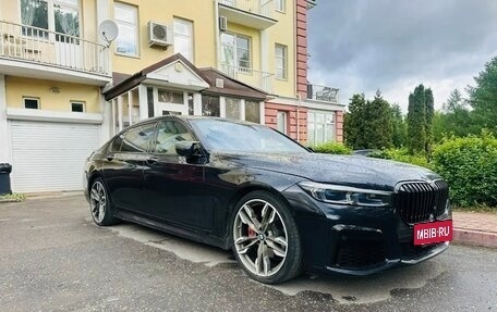 BMW 7 серия, 2017 год, 3 850 000 рублей, 3 фотография