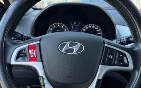 Hyundai Solaris II рестайлинг, 2011 год, 800 000 рублей, 11 фотография