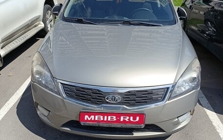 KIA cee'd I рестайлинг, 2011 год, 830 000 рублей, 1 фотография