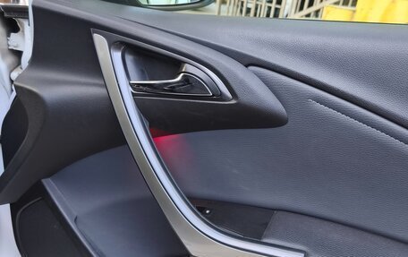 Opel Astra J, 2014 год, 945 000 рублей, 6 фотография