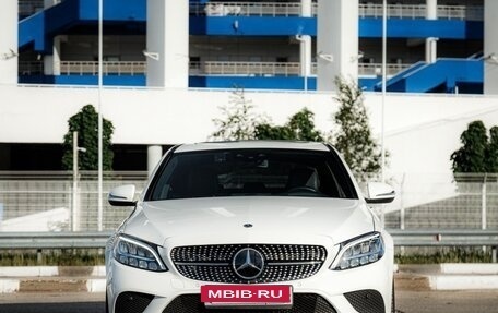 Mercedes-Benz C-Класс, 2020 год, 4 000 000 рублей, 3 фотография