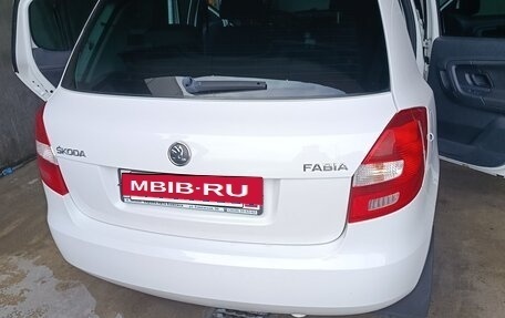 Skoda Fabia II, 2014 год, 850 000 рублей, 5 фотография