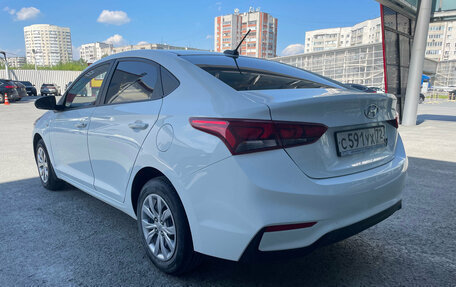 Hyundai Solaris II рестайлинг, 2019 год, 1 590 000 рублей, 2 фотография