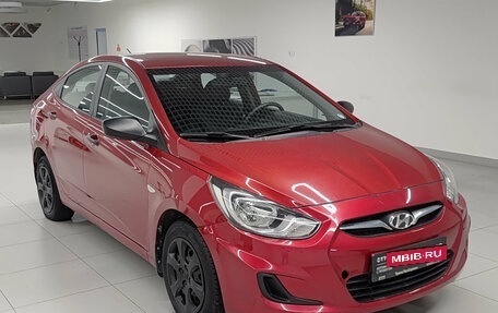Hyundai Solaris II рестайлинг, 2012 год, 764 000 рублей, 3 фотография