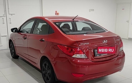 Hyundai Solaris II рестайлинг, 2012 год, 764 000 рублей, 8 фотография
