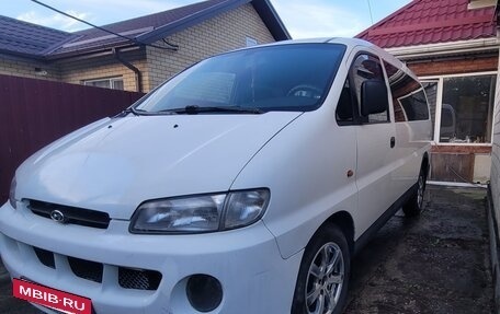 Hyundai H200 I, 2000 год, 460 000 рублей, 2 фотография