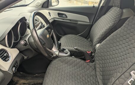 Chevrolet Cruze II, 2014 год, 970 000 рублей, 7 фотография
