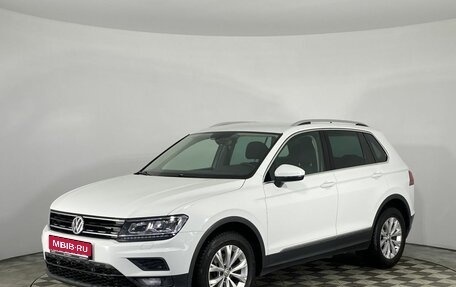Volkswagen Tiguan II, 2018 год, 2 250 000 рублей, 1 фотография