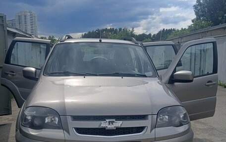 Chevrolet Niva I рестайлинг, 2016 год, 620 000 рублей, 1 фотография