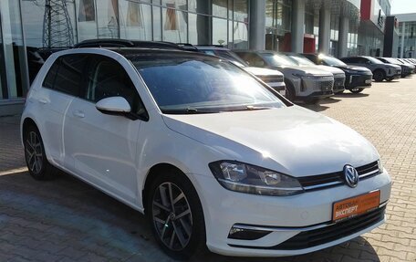 Volkswagen Golf VII, 2020 год, 1 850 000 рублей, 3 фотография