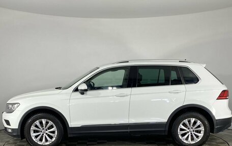 Volkswagen Tiguan II, 2018 год, 2 250 000 рублей, 2 фотография