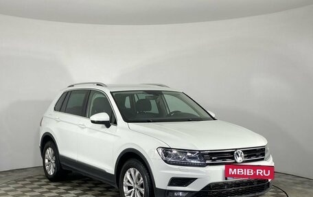 Volkswagen Tiguan II, 2018 год, 2 250 000 рублей, 12 фотография