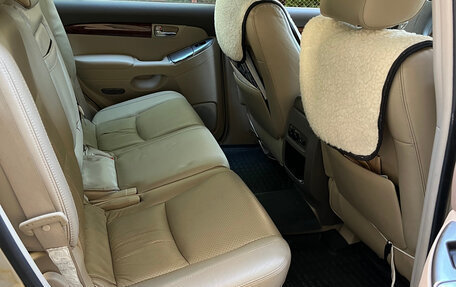 Toyota Land Cruiser Prado 120 рестайлинг, 2007 год, 2 950 000 рублей, 3 фотография