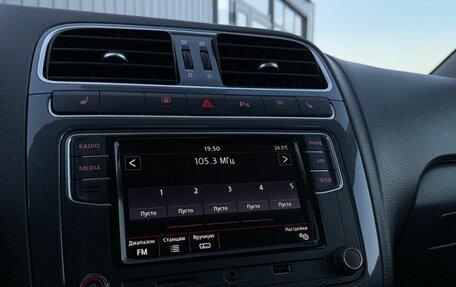 Volkswagen Polo VI (EU Market), 2018 год, 1 100 000 рублей, 12 фотография