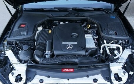 Mercedes-Benz E-Класс, 2018 год, 3 000 000 рублей, 11 фотография