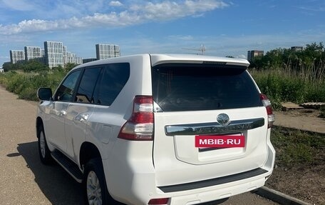 Toyota Land Cruiser Prado 150 рестайлинг 2, 2014 год, 3 300 000 рублей, 7 фотография