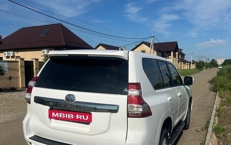 Toyota Land Cruiser Prado 150 рестайлинг 2, 2014 год, 3 300 000 рублей, 6 фотография