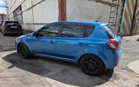 KIA cee'd I рестайлинг, 2010 год, 700 000 рублей, 3 фотография