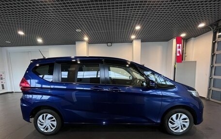 Honda Freed II, 2018 год, 1 300 000 рублей, 2 фотография