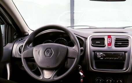 Renault Logan II, 2015 год, 556 000 рублей, 17 фотография