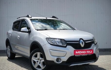 Renault Sandero II рестайлинг, 2016 год, 949 000 рублей, 2 фотография