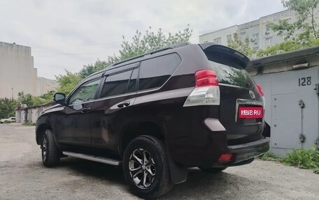 Toyota Land Cruiser Prado 150 рестайлинг 2, 2010 год, 3 050 000 рублей, 3 фотография