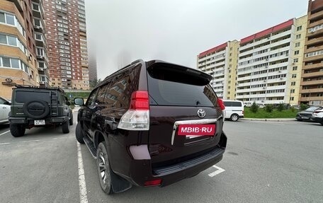 Toyota Land Cruiser Prado 150 рестайлинг 2, 2010 год, 3 050 000 рублей, 9 фотография