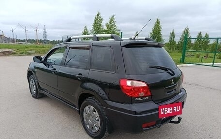Mitsubishi Outlander III рестайлинг 3, 2007 год, 495 000 рублей, 11 фотография