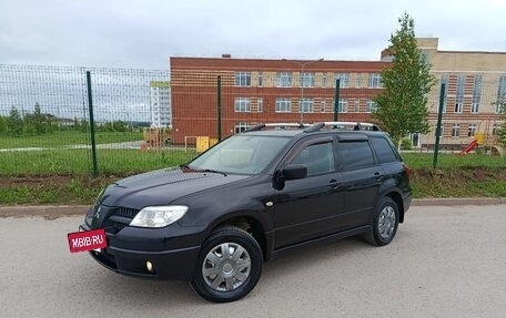 Mitsubishi Outlander III рестайлинг 3, 2007 год, 495 000 рублей, 28 фотография