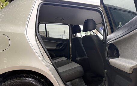 Skoda Fabia II, 2013 год, 450 000 рублей, 15 фотография