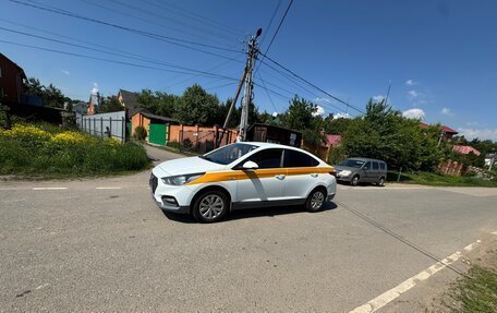 Hyundai Solaris II рестайлинг, 2019 год, 730 000 рублей, 5 фотография