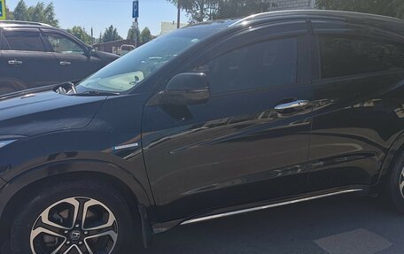 Honda Vezel, 2018 год, 1 900 000 рублей, 15 фотография