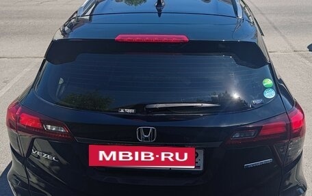 Honda Vezel, 2018 год, 1 900 000 рублей, 12 фотография