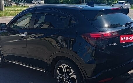 Honda Vezel, 2018 год, 1 900 000 рублей, 20 фотография