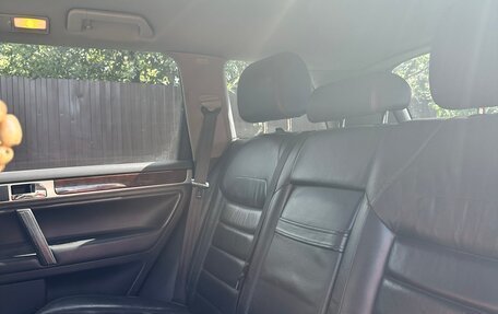 Volkswagen Touareg III, 2008 год, 750 000 рублей, 6 фотография