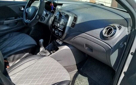 Renault Kaptur I рестайлинг, 2017 год, 1 750 000 рублей, 14 фотография